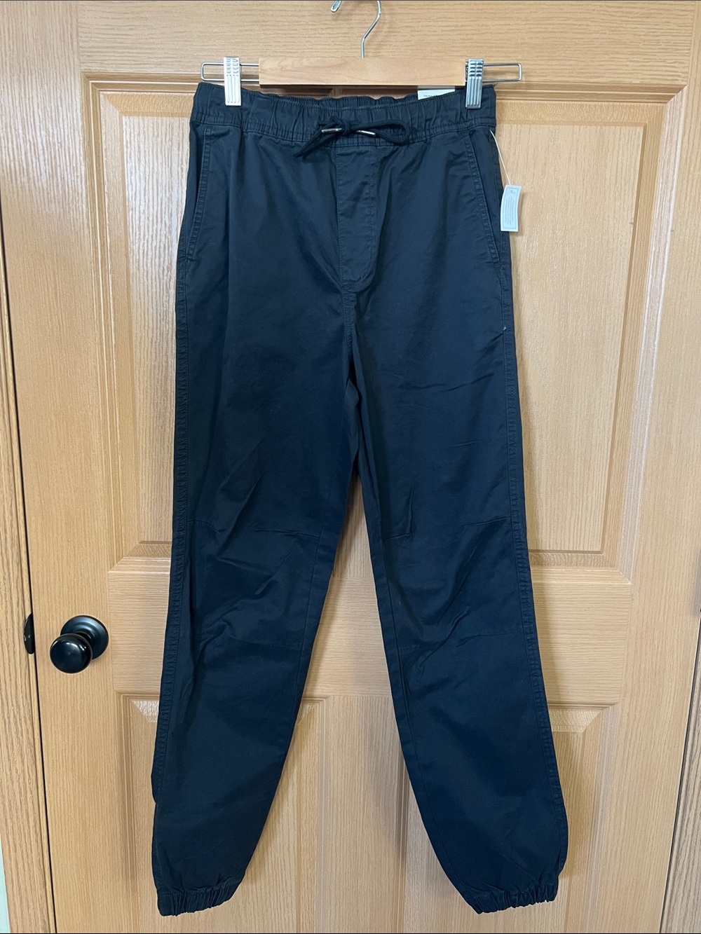 NWT Unisex No Boundaries Black Elastic Waist Twill Jogger Pant